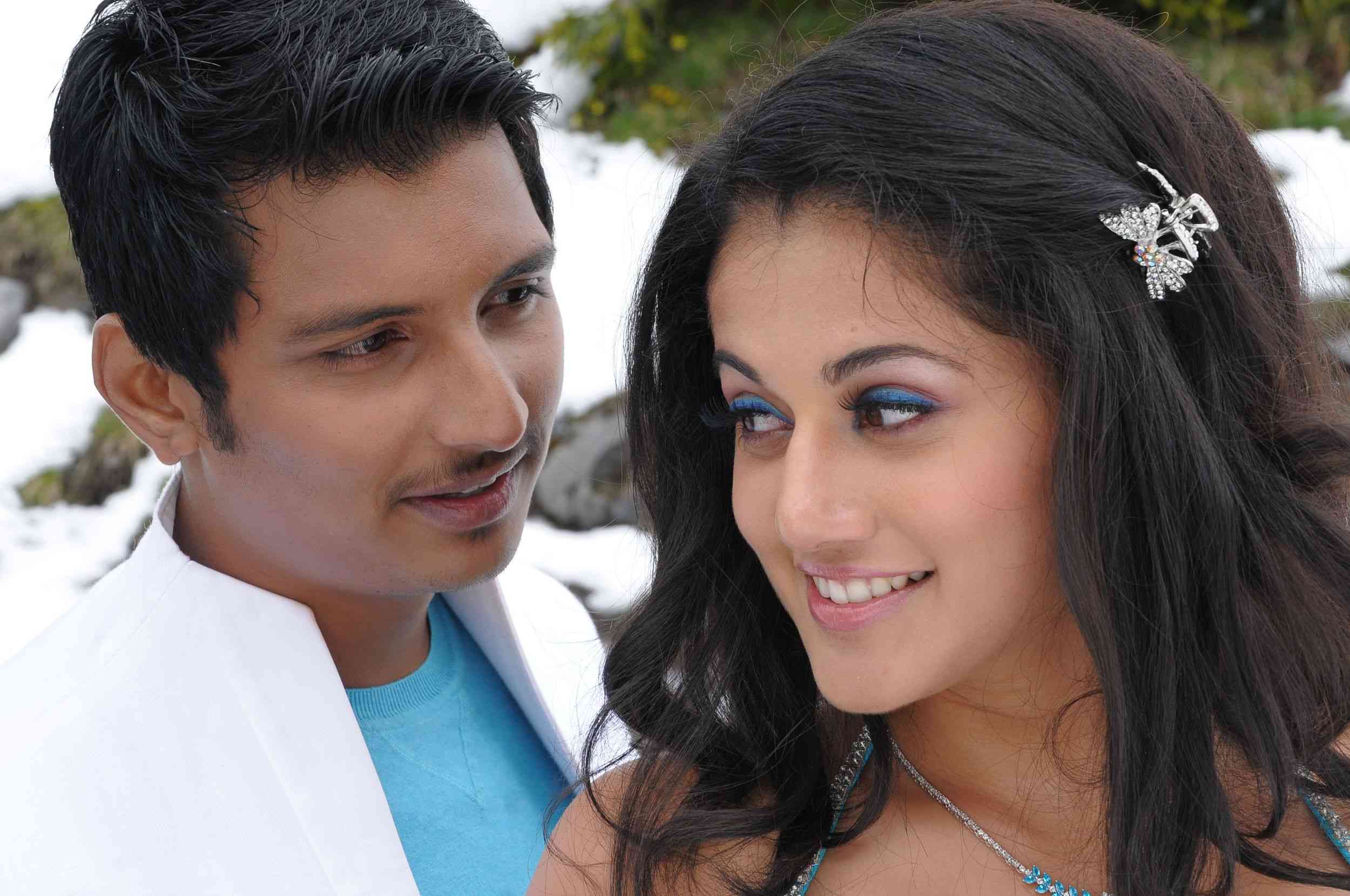 Vandhaan Vendraan Movie hd photo