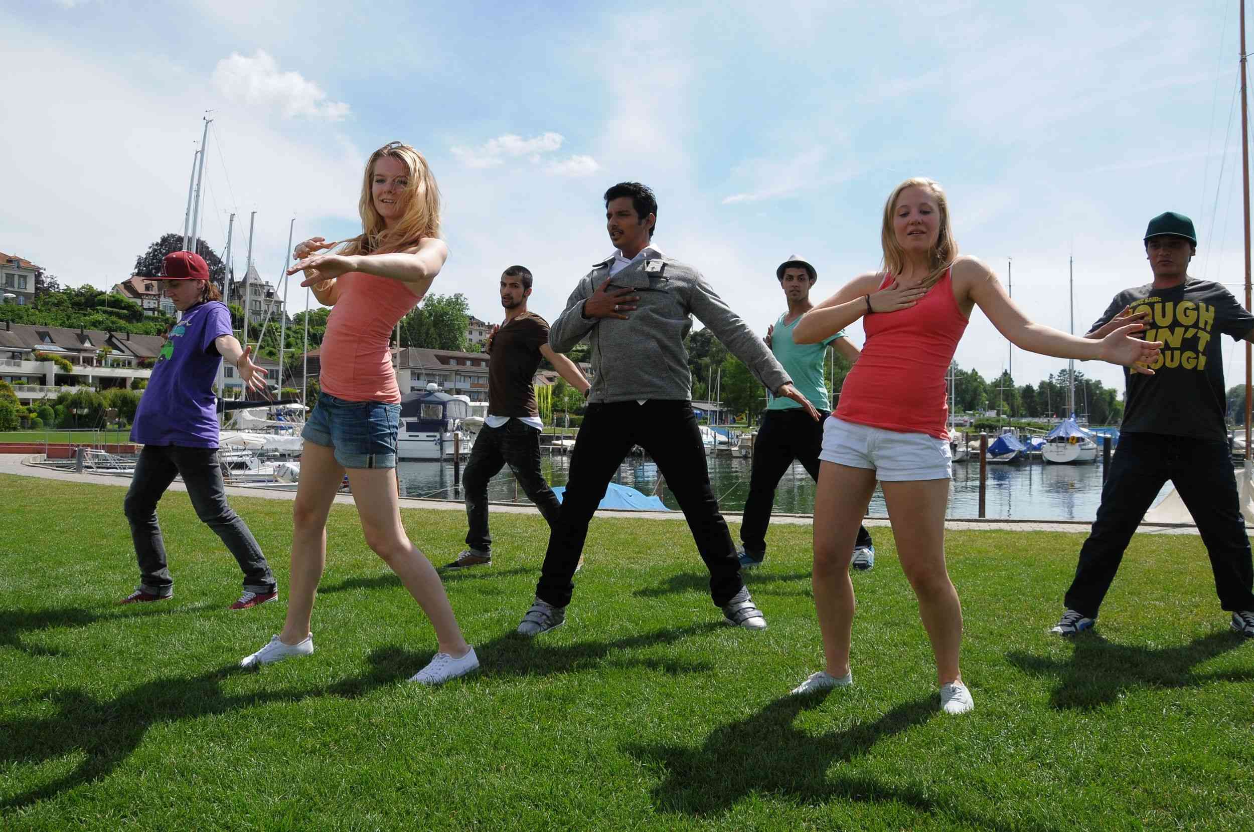 Vandhaan Vendraan Movie hd photo