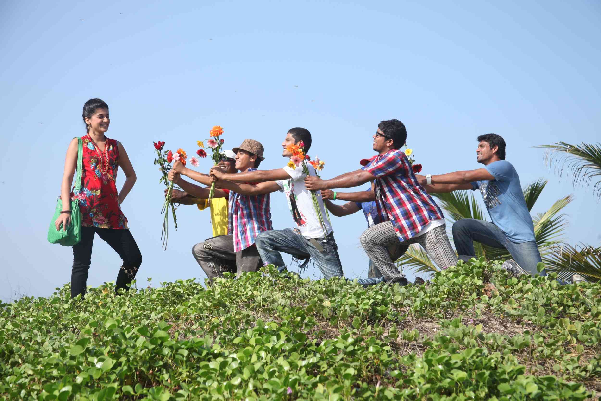 Vandhaan Vendraan Movie hd photo