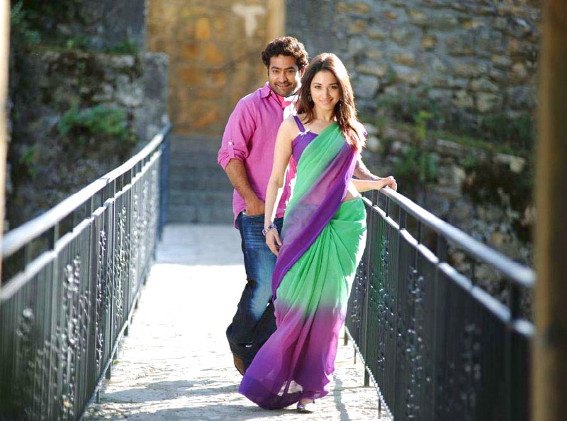 Oosaravelli Movie hd photo