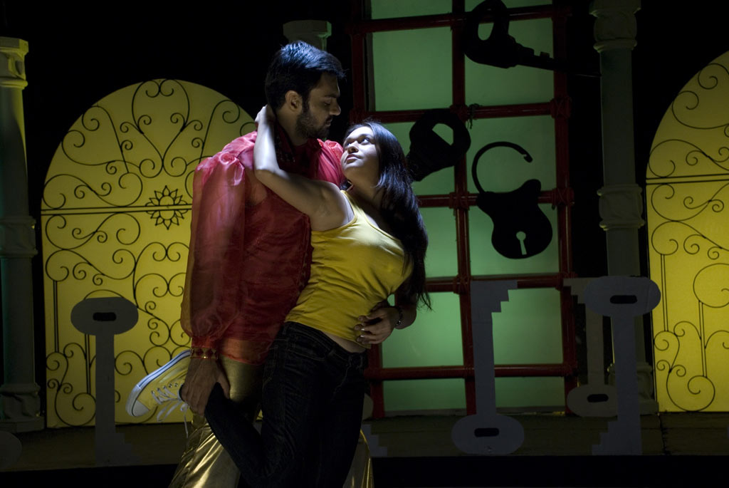 Parithi Movie hd photo