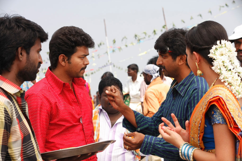 Velayutham Movie hd photo