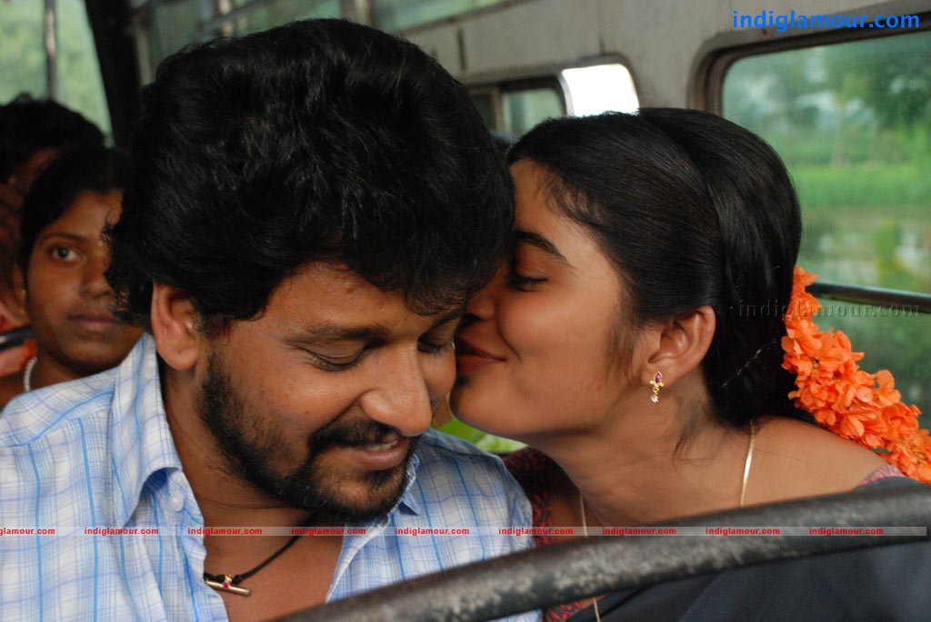 Kollaikaran Movie hd photo