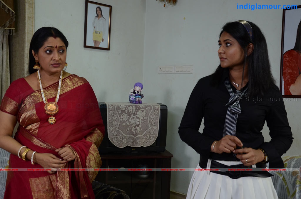 Oru Nadigayin Vakku Moolam Movie hd photo