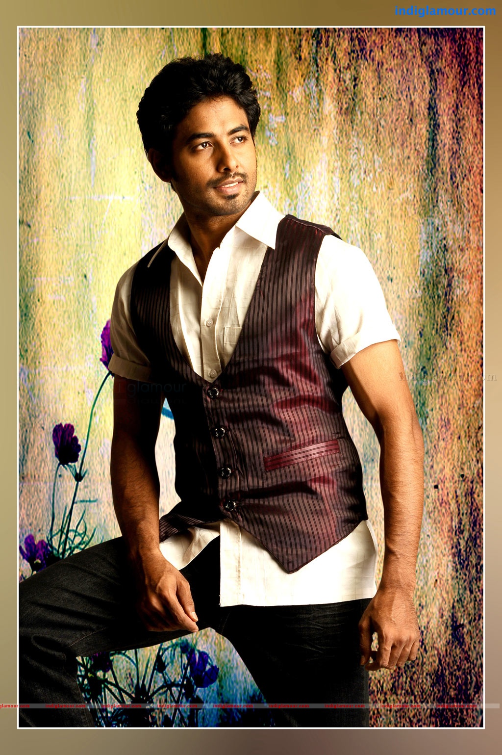 Malaipozhudhin Mayakathile Movie hd photo