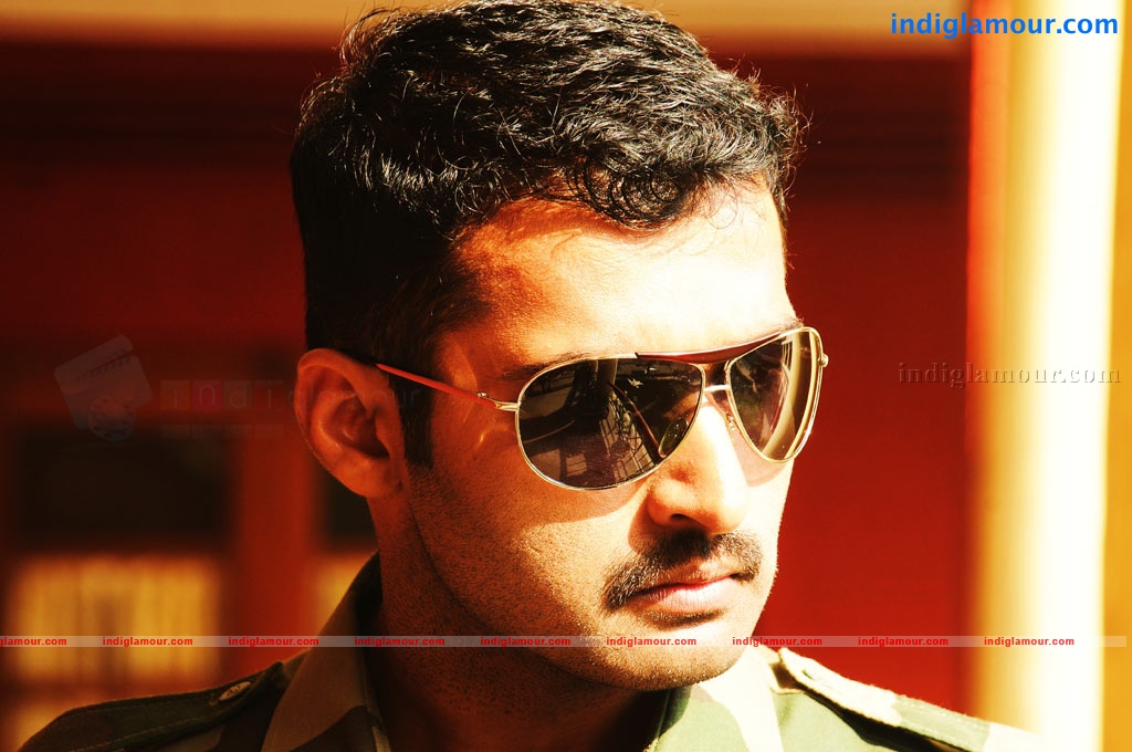 Vellore Mavattam Movie hd photo