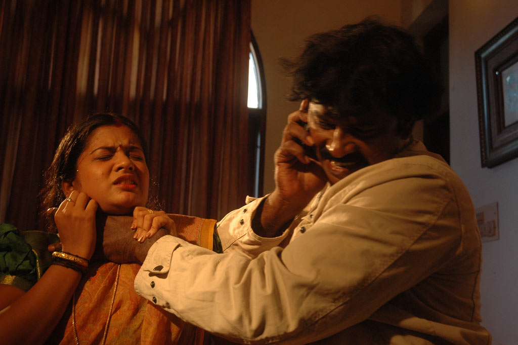 Paavi Movie hd photo