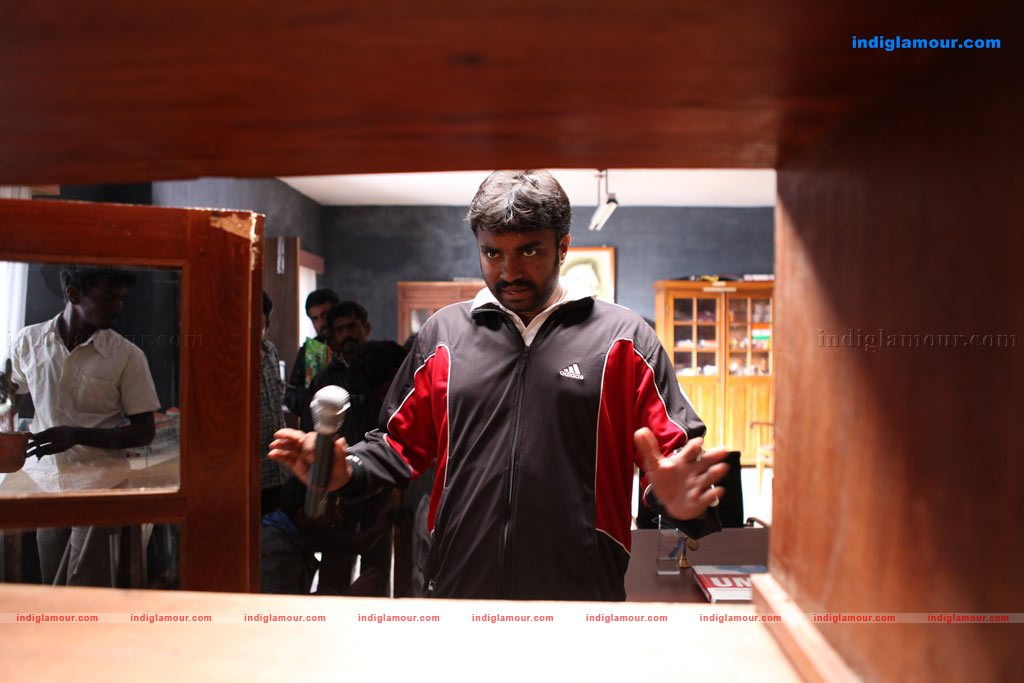 Deiva Thirumagan Movie hd photo