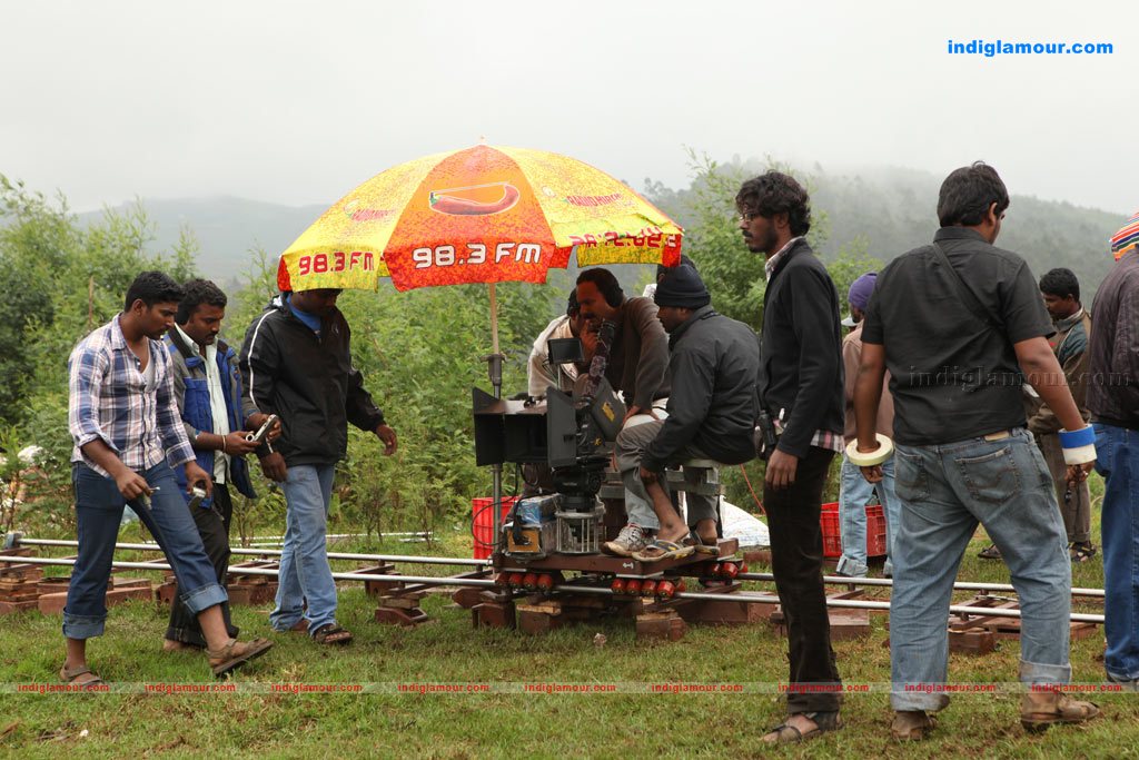 Deiva Thirumagan Movie hd photo