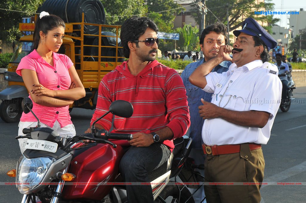 Aadu Puli Movie hd photo
