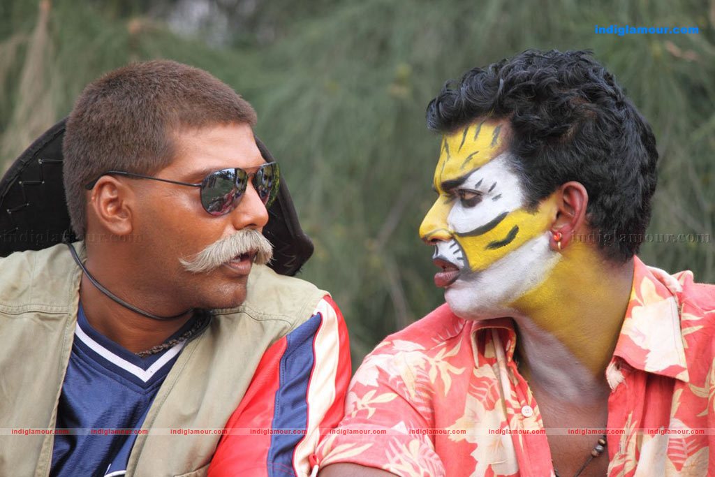 Avan Ivan Movie hd photo