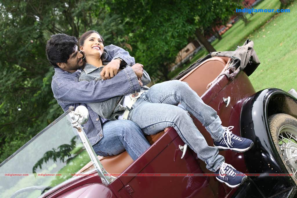 Madhuvum Mythiliyum Movie hd photo