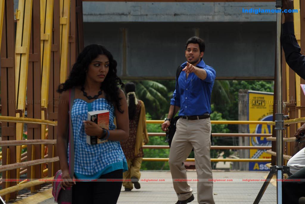 Yuvan Yuvathi Movie hd photo