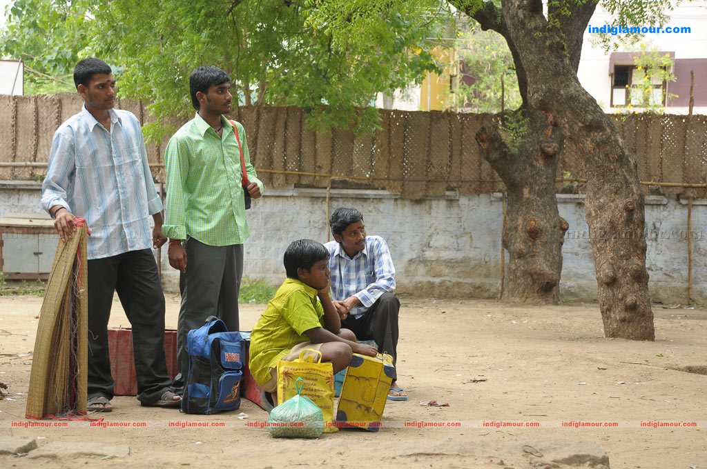 Arumbu Meesai Kurumbu Paarvai Movie hd photo