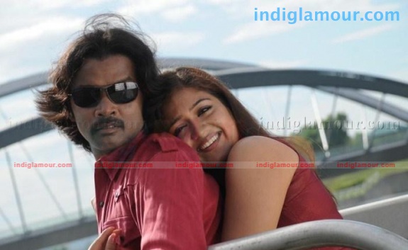 Uyarthiru 420 Movie hd photo