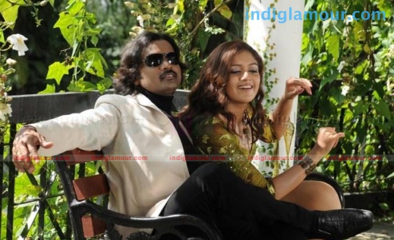 Uyarthiru 420 Movie hd photo