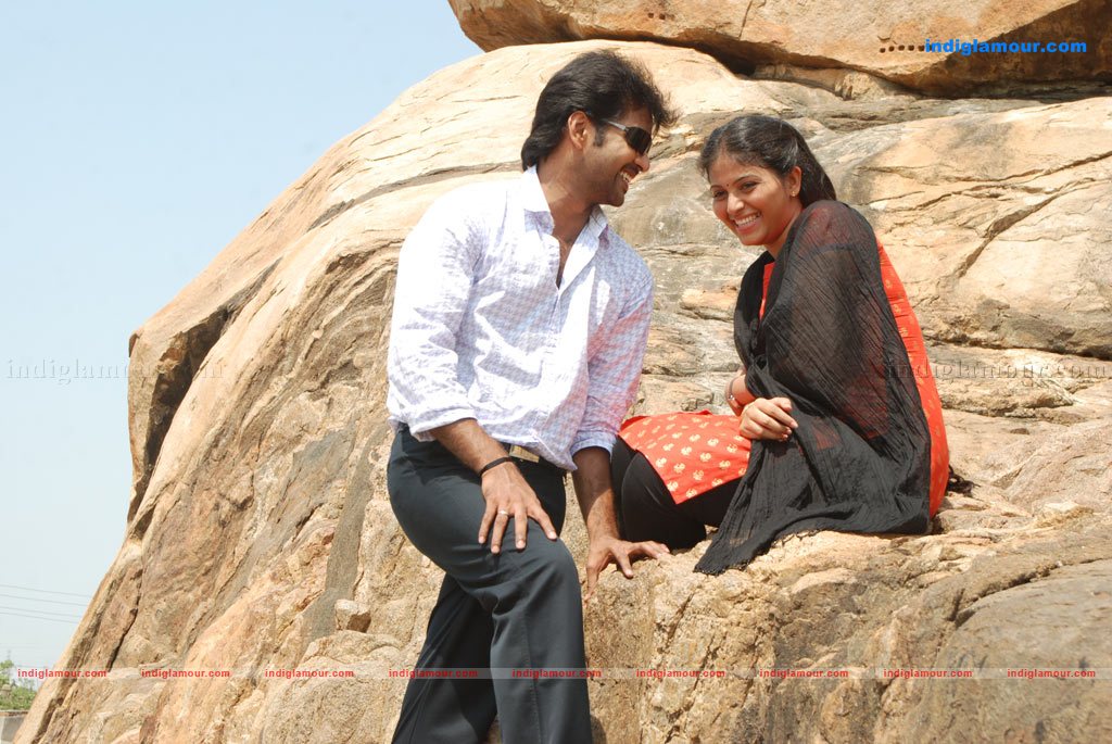 Engeyum Eppothum Movie hd photo