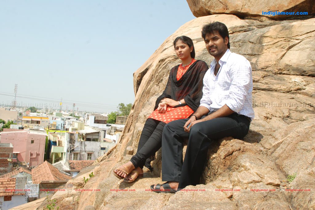 Engeyum Eppothum Movie hd photo