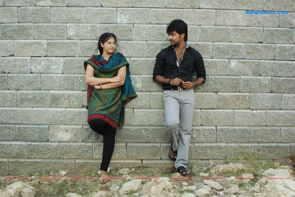 Engeyum Eppothum Movie hd photo