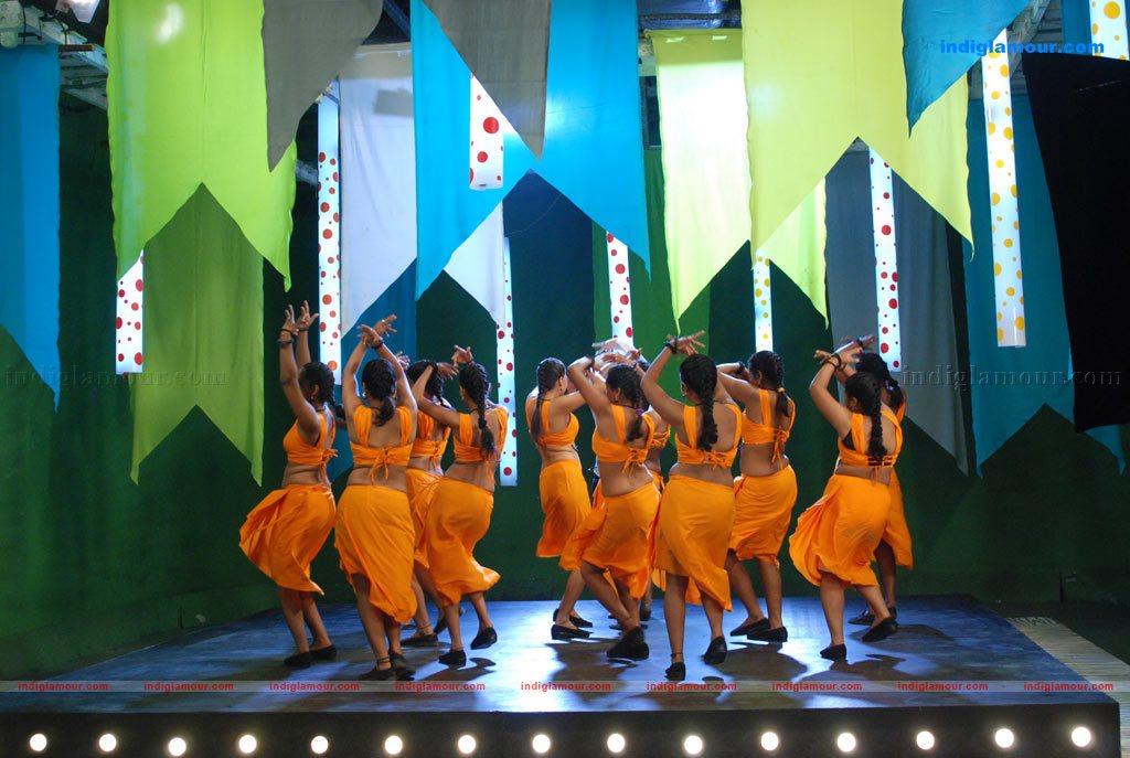 Oru Nadigayin Vakku Moolam Movie hd photo