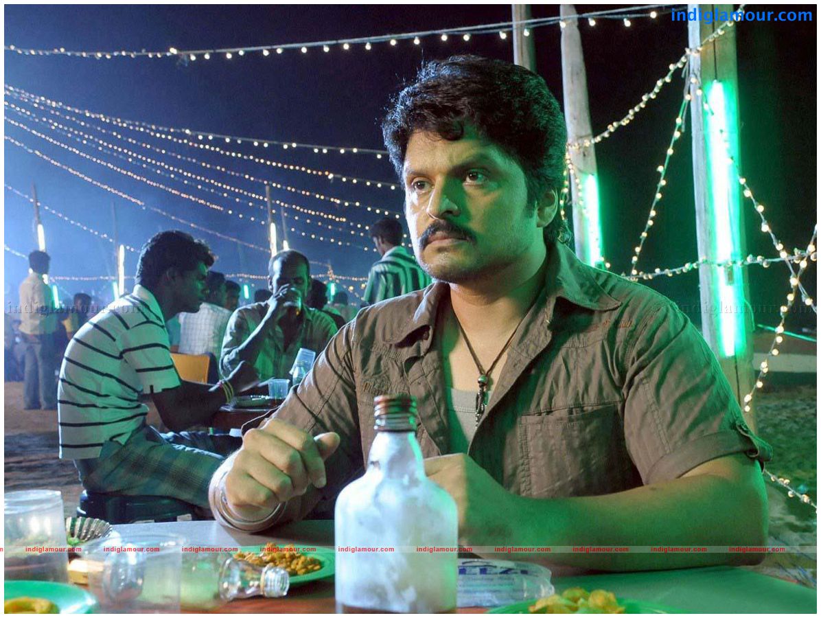 Thambi Vettothi Sundaram Movie hd photo