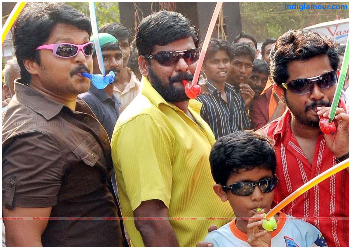 Thambi Vettothi Sundaram Movie hd photo