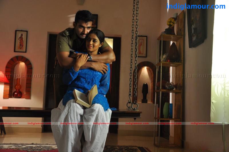 Vellore Mavattam Movie hd photo