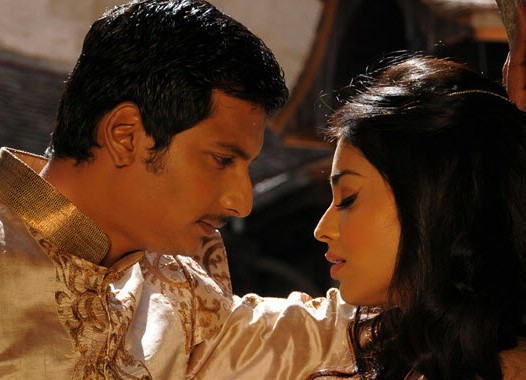Rowthiram Movie hd photo