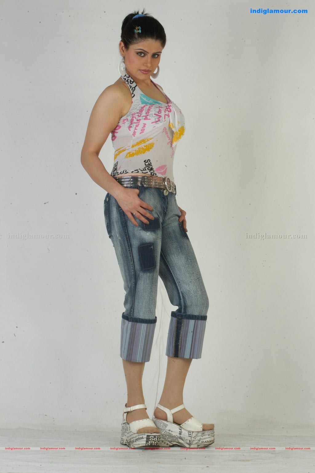 Madhana Manmadhana Movie hd photo