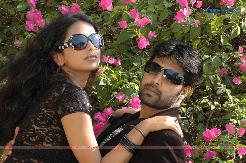 Ayutha Porattam Movie hd photo