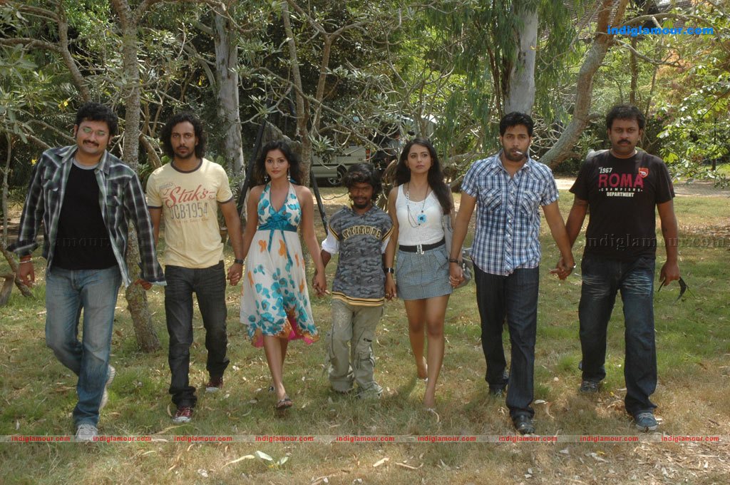Ayutha Porattam Movie hd photo