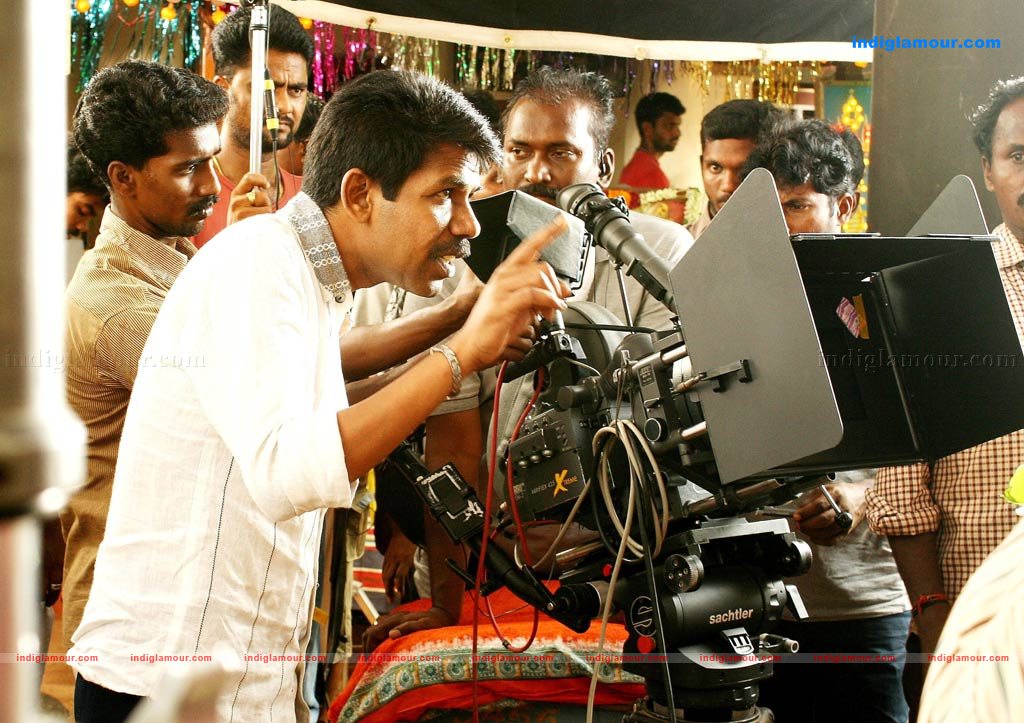 Avan Ivan Movie hd photo