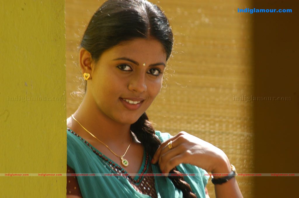 Idhayathil Idam Kodu Movie hd photo