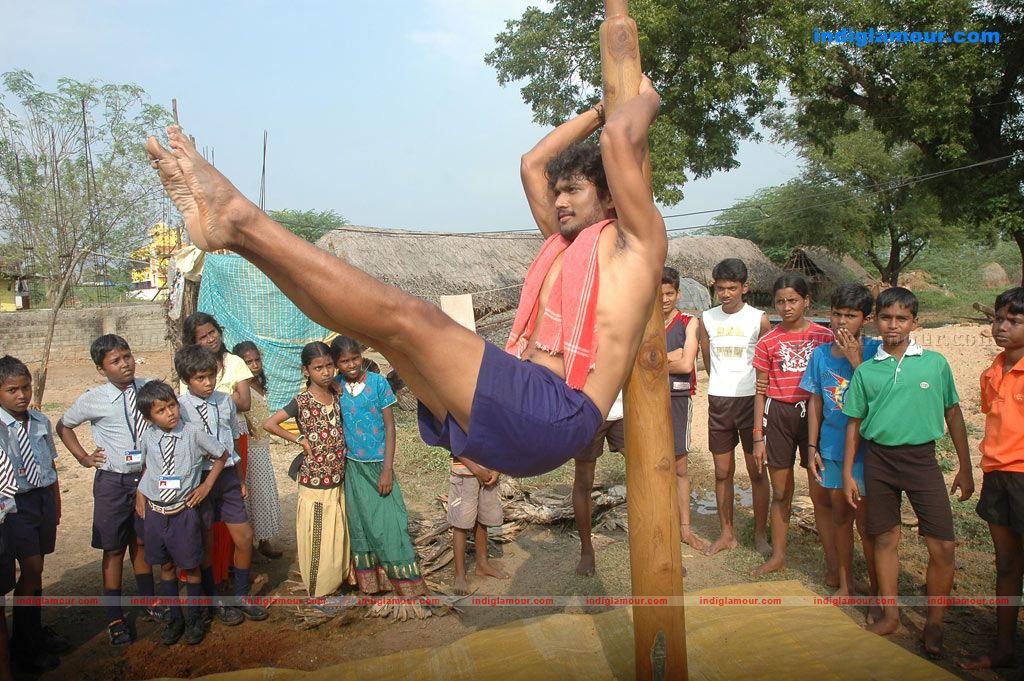 Udumban Movie hd photo