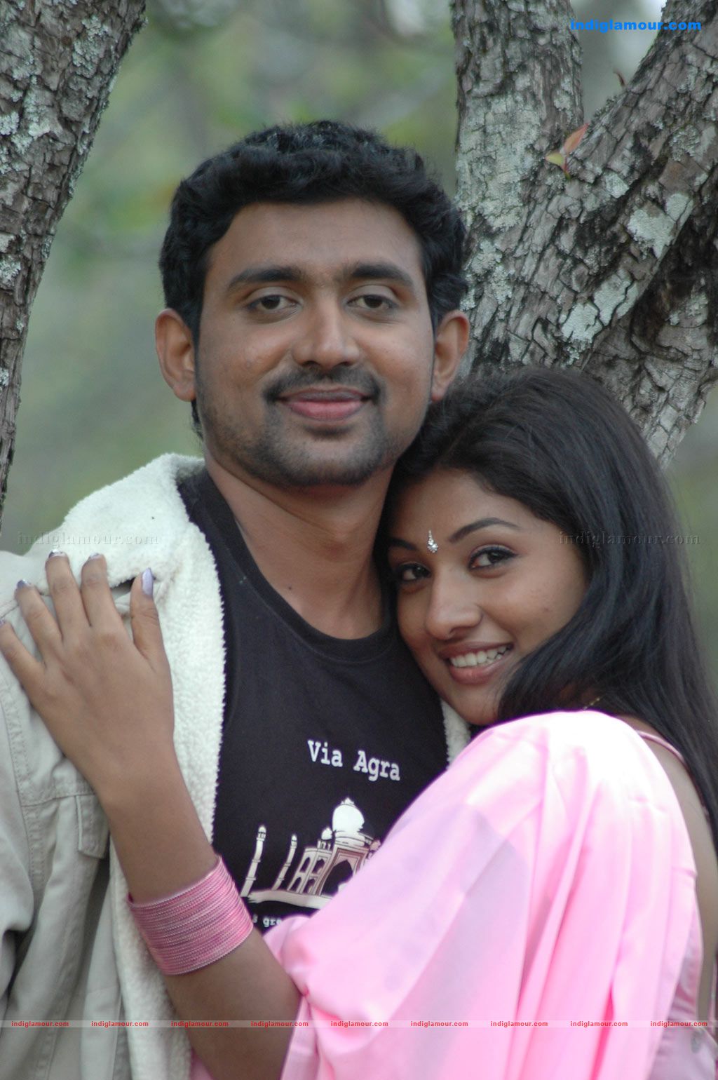 Oru Mazhai Naangu Saaral Movie hd photo