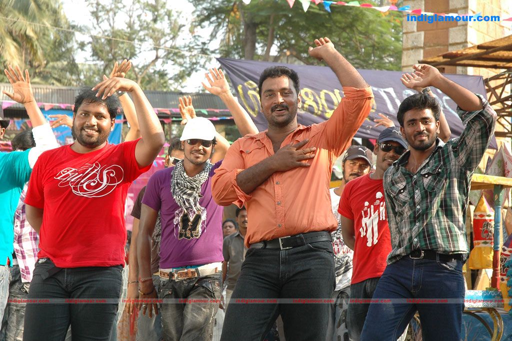 Oru Mazhai Naangu Saaral Movie hd photo
