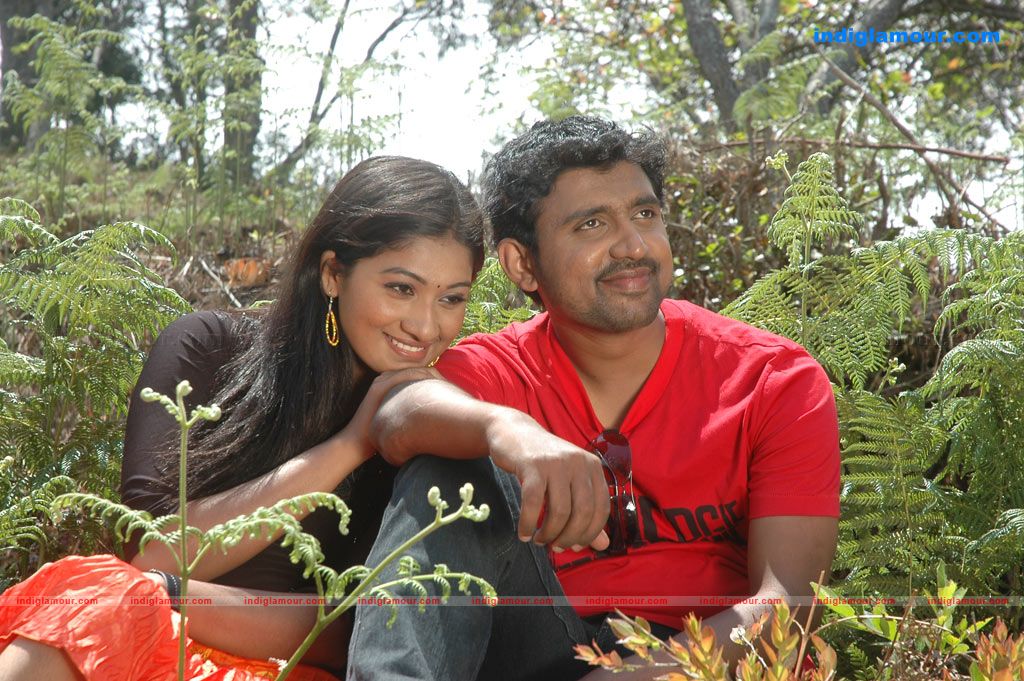 Oru Mazhai Naangu Saaral Movie hd photo