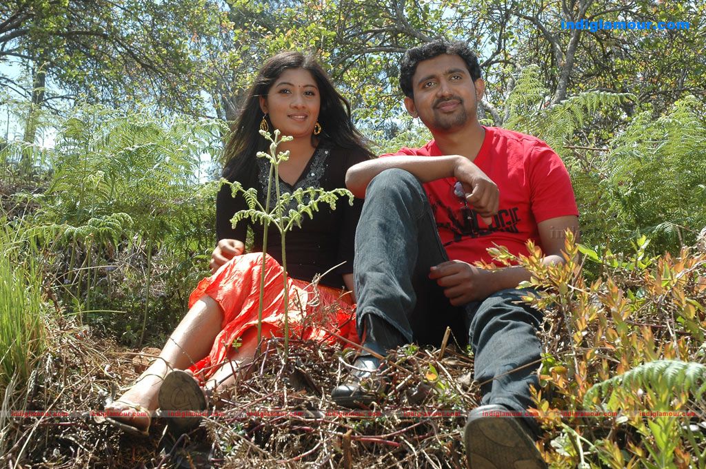 Oru Mazhai Naangu Saaral Movie hd photo