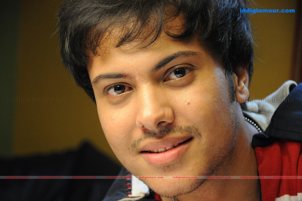 Yuvan Movie hd photo