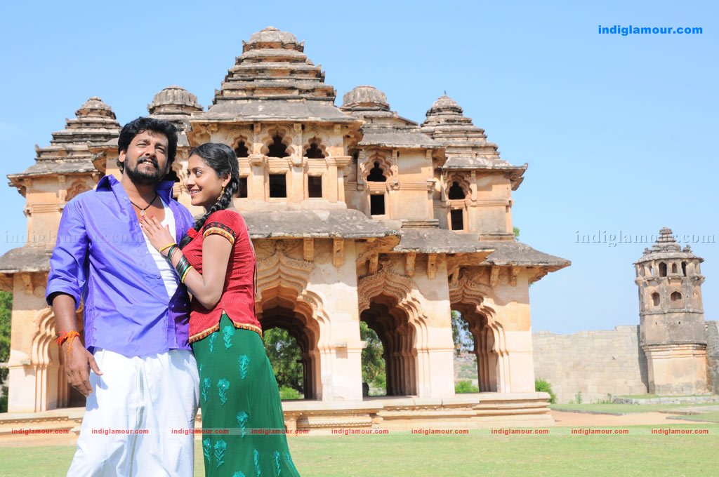 Mudhal Idam Movie hd photo