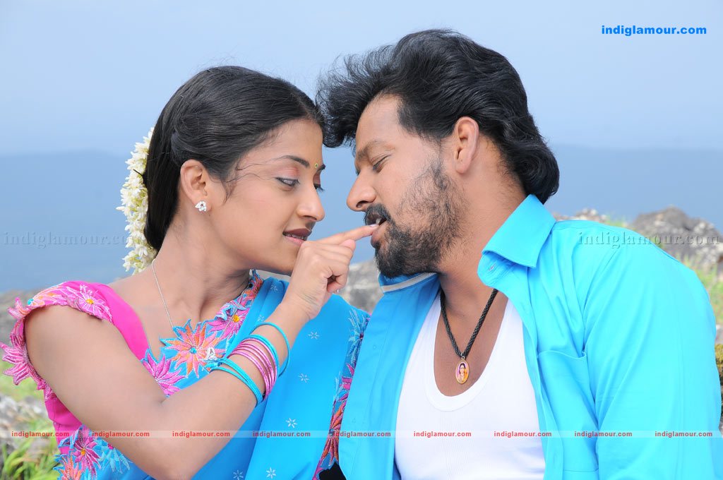 Mudhal Idam Movie hd photo
