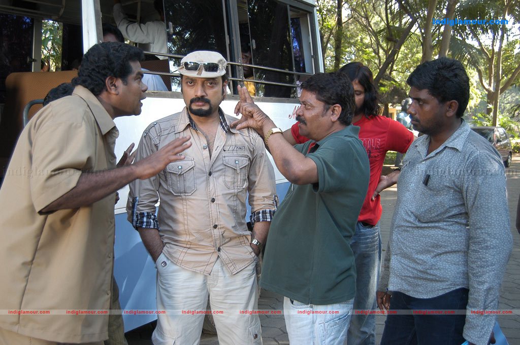 Dhigil Movie hd photo