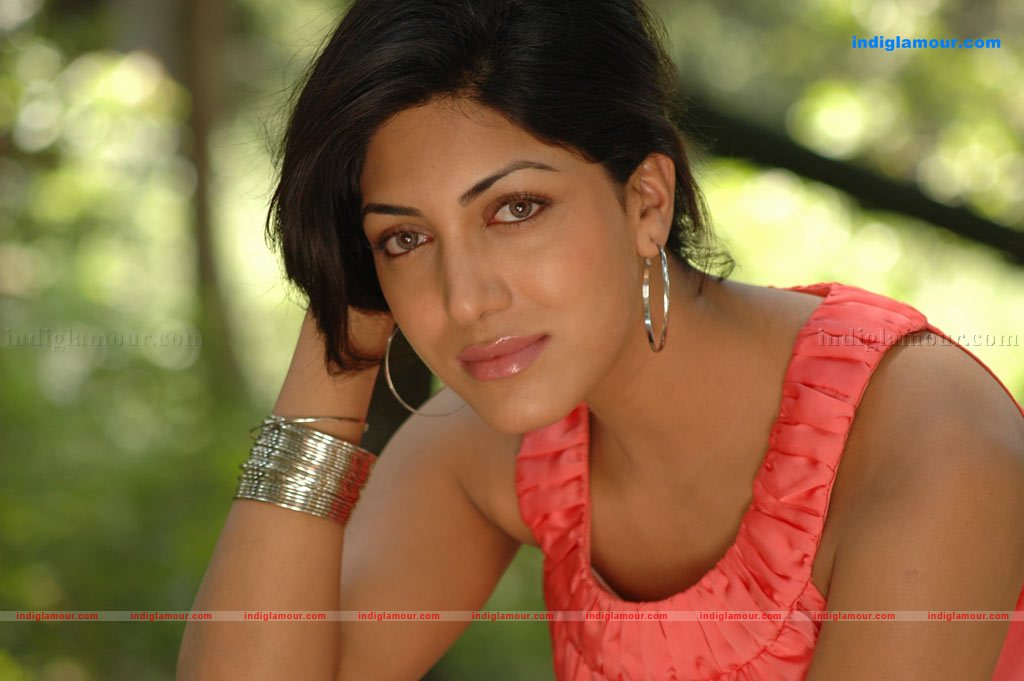 Dhigil Movie hd photo