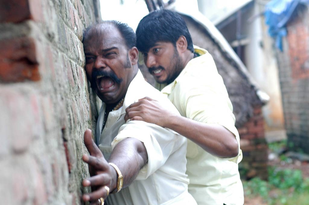 Keezha Theru Kicha Movie hd photo