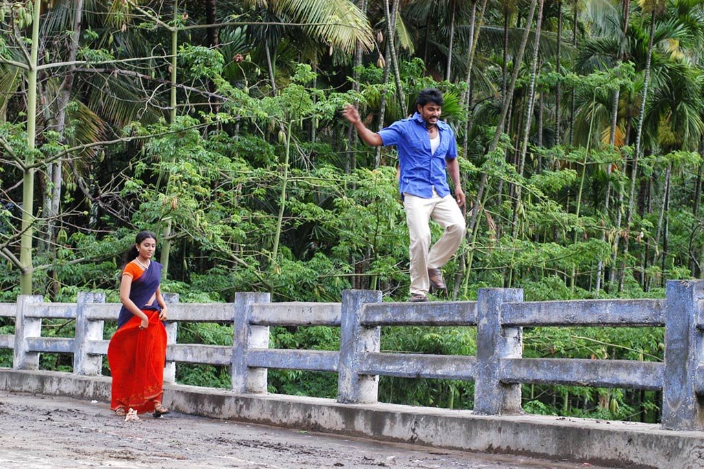 Keezha Theru Kicha Movie hd photo