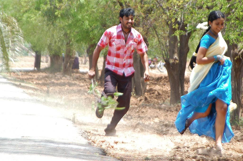 Keezha Theru Kicha Movie hd photo