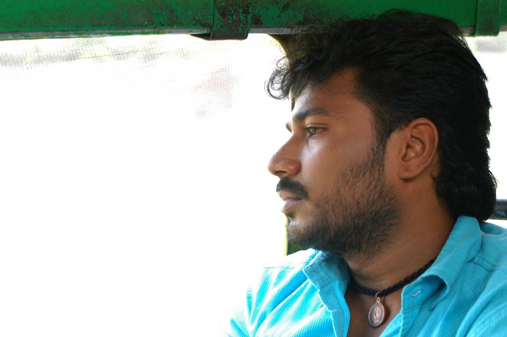 Keezha Theru Kicha Movie hd photo