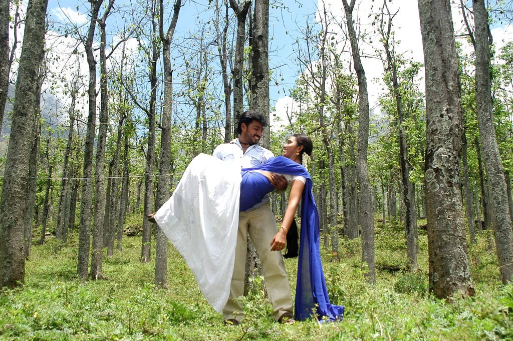 Keezha Theru Kicha Movie hd photo