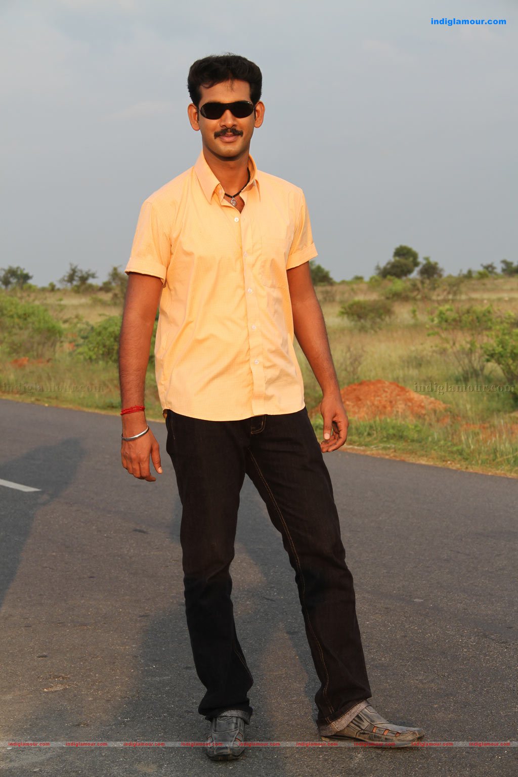 Marudhavelu Movie hd photo
