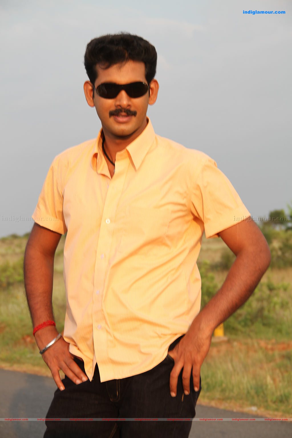 Marudhavelu Movie hd photo